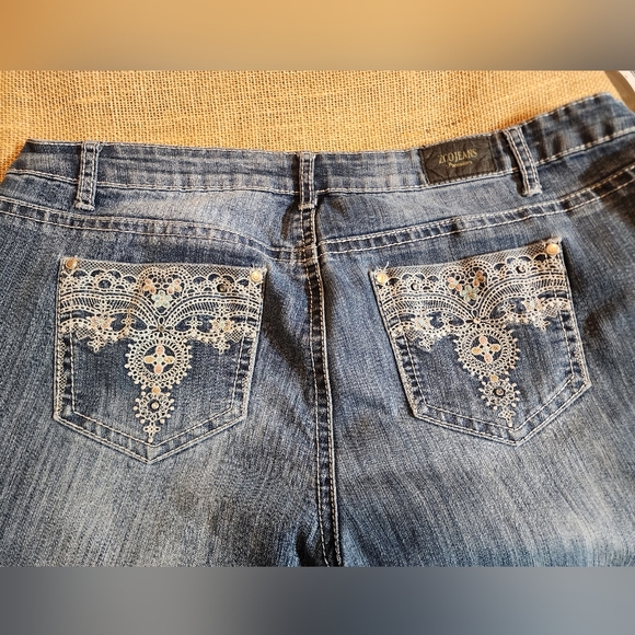 ZCO Jeans - Picture 1 of 4